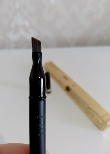 Beden YSL WATERPROOF GÖZ KALEMI