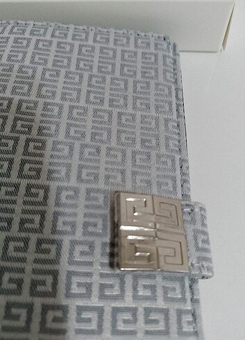 GIVENCHY GİVENCHY CANTALI FIRCA SETI 