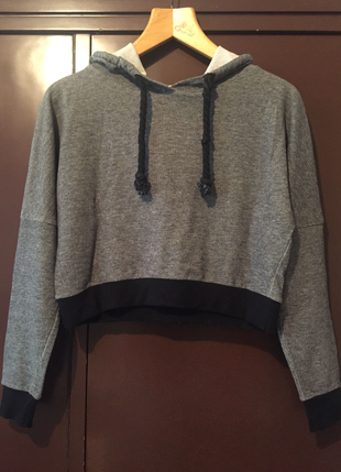 Kapşonlu sweat