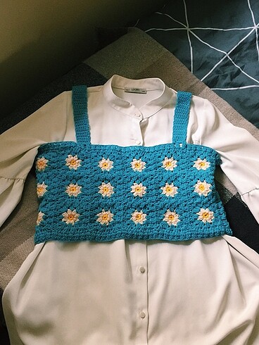 m Beden Papatya Motifli Crop Top