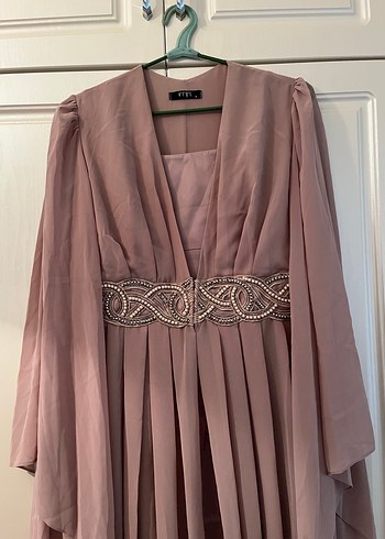 İşlemeli V Yaka Bej Uzun Elbise - Görsel 2