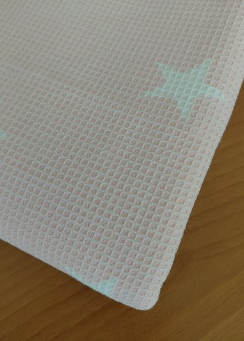 Beyaz Pastel Yıldız Desenli Çocuk Battaniyesi - Görsel 3