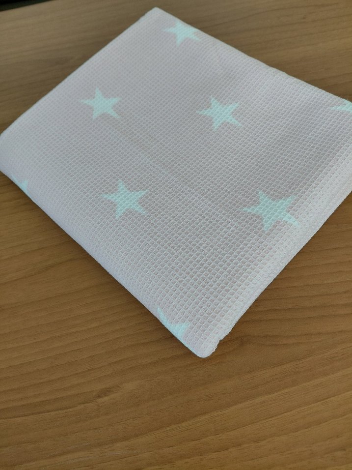 Beyaz Pastel Yıldız Desenli Çocuk Battaniyesi - Görsel 2