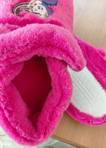 Kız Çocuk Pembe Nakışlı Sıcak Ev Terliği - Görsel 2