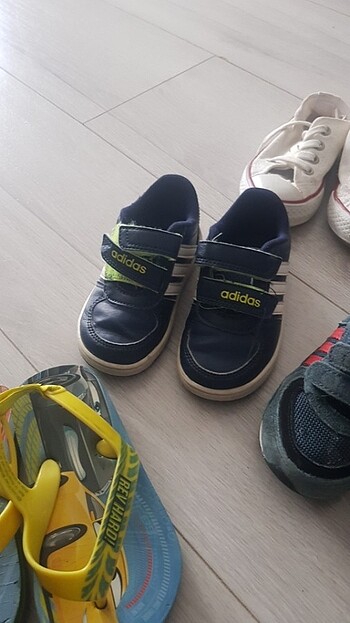 23 Beden çeşitli Renk Hepsi 300tl