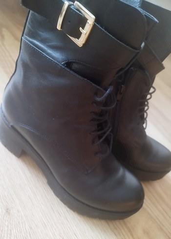 Siyah Deri Elle Tokalı Stiletto Topuklu Kadın Bot - Görsel 7