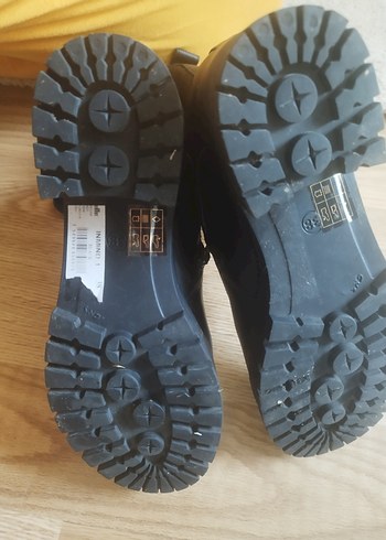 Siyah Deri Elle Tokalı Stiletto Topuklu Kadın Bot - Görsel 5