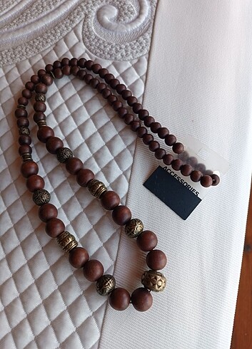 accessories marka tahta boncuklu kolye