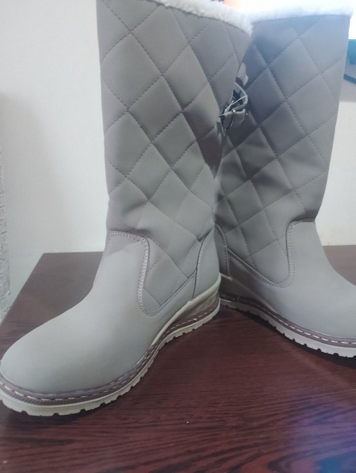 Kadın Bot - Görsel 2