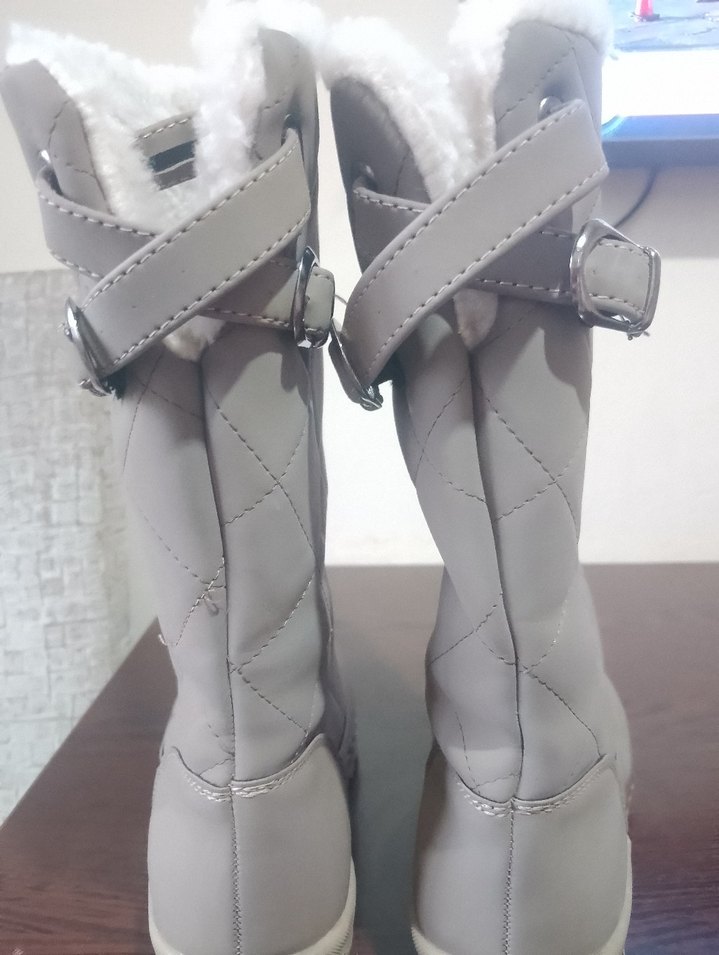 Kadın Bot - Görsel 4