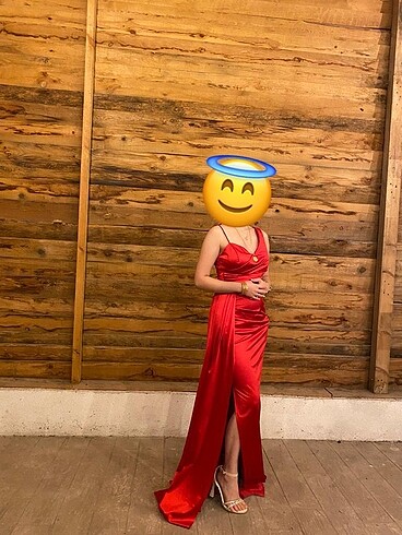 s Beden Kırmızı abiye elbise