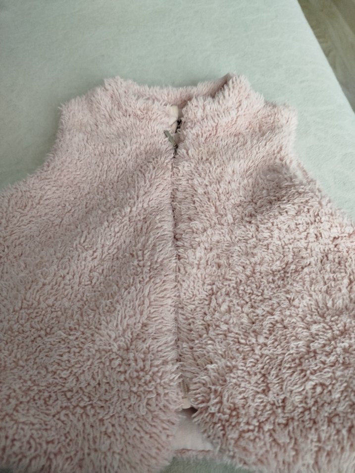 Kız Çocuk Pembe Kürklü Polar Yelek - Görsel 2