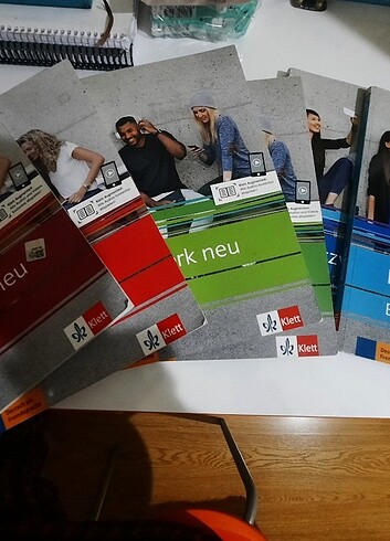 Nettwork yayınlarının almanca kitapları a1-b1 arası 