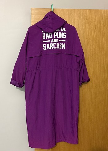 Kadın Mor Uzun Düğmeli Yağmurluk - Görsel 6