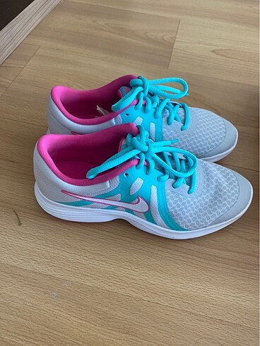 Nike Nike 35.5 spor ayakkabı