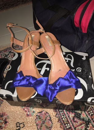 Zara açık topuklu ayakkabı