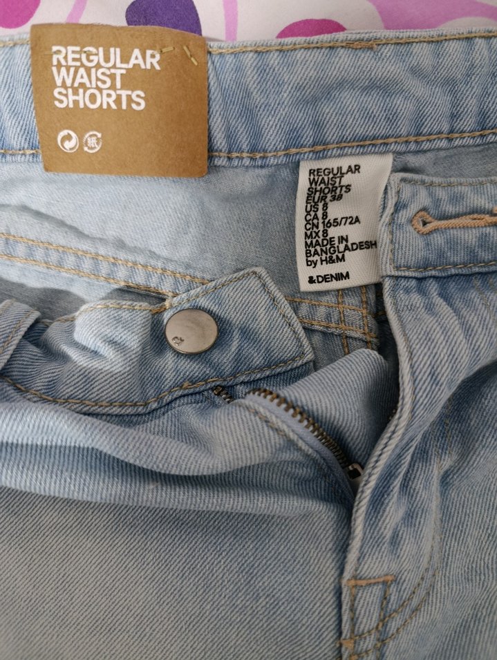 Düğmeli Mini Mavi Denim Şort - Görsel 2