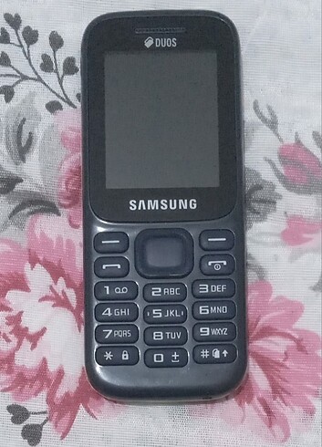 SAMSUNG TUŞLU TELEFON