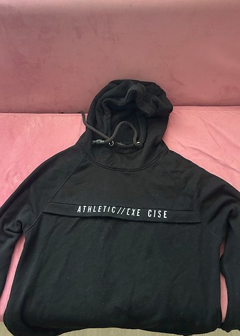 Siyah Kapüşonlu Baskılı Sweatshirt - Görsel 3