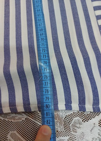 V Yaka Nakışlı  Çizgili Kadın Gömlek - Görsel 9