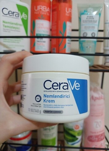 CeraVe nemlendirici krem 