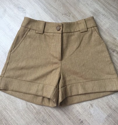 Mango short 34 beden sıfır gibi