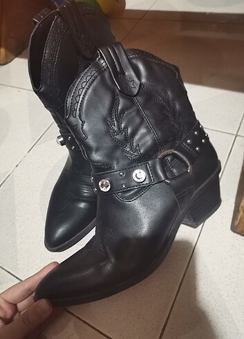Bershka Berska kovboy.bot