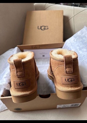 38 Beden UGG CLASSIC ULTRA MİNİ