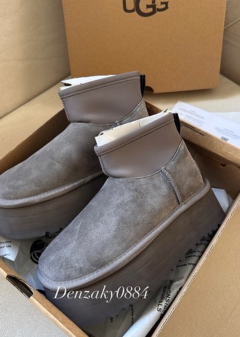 36 Beden UGG DIPPER KADIN BOT