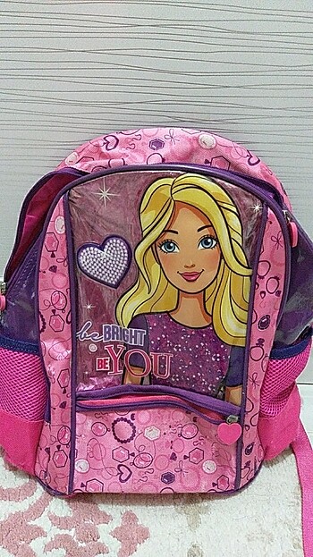 Kız çocuk okul çantası