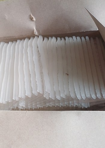 Beden Renk etiket tutturucu malzemesi