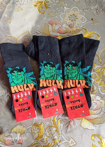hulk desenli çocuk çorabı