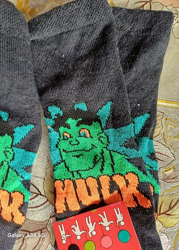 Renkli Baskılı Erkek Çorabı Hulk Desenli - Görsel 3