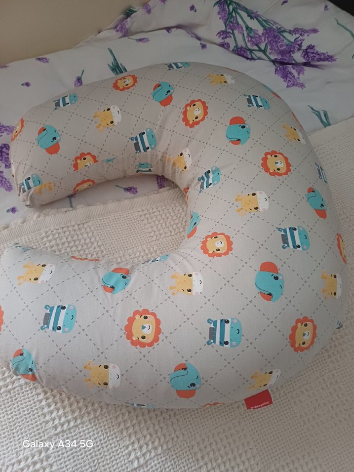 Renkli Desenli Emzirme ve Hamile Yastığı - Görsel 3