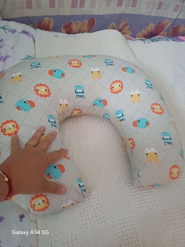 Renkli Desenli Emzirme ve Hamile Yastığı - Görsel 5