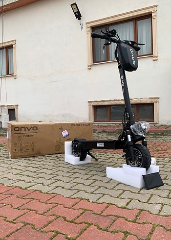 ONVO ov-013 x plus 2000W Elektrikli Scooter