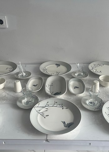 Gri ve Beyaz Kuş Desenli 6 kişilik kahvaltı Takımı - Görsel 2