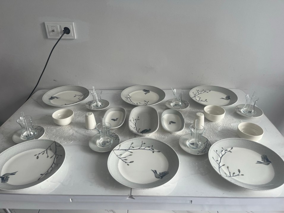 Gri ve Beyaz Kuş Desenli 6 kişilik kahvaltı Takımı - Görsel 2