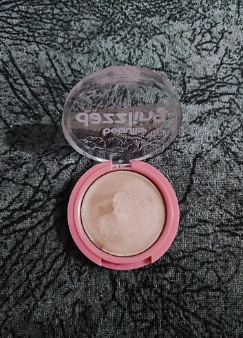 Beaulis krem aydınlatıcı 