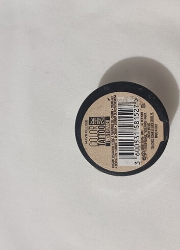 Beden Maybelline color tattoo