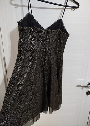 Siyah gece elbisesi - Görsel 3