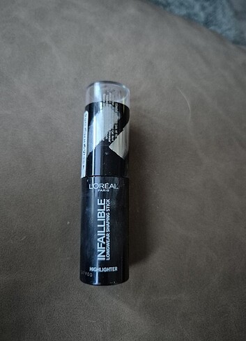 Loreal Paris Loreal stick aydınlatıcı