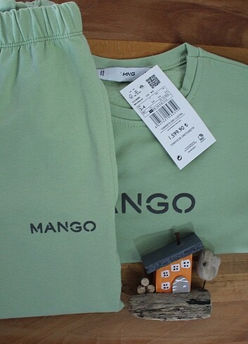 7 Yaş Beden Mango Altüst Takım unisex 