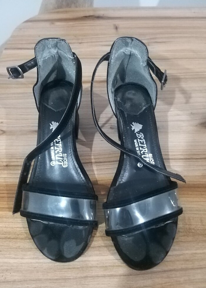 Siyah süet kısa topuklu ayakkabı - Görsel 4