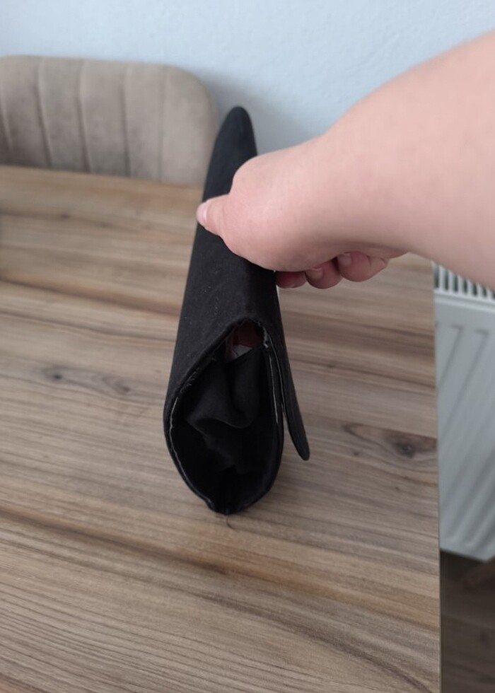 Siyah süet pörtföy çanta - Görsel 4