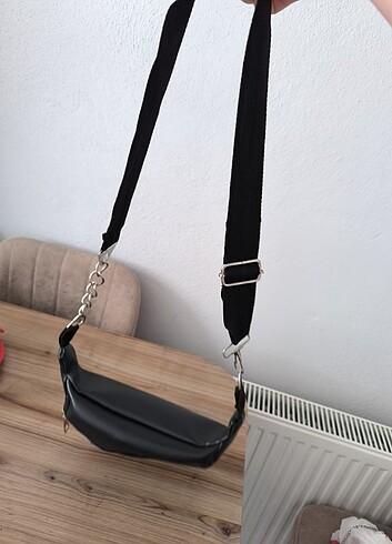Siyah yumuşak deri çapraz çanta - Görsel 3
