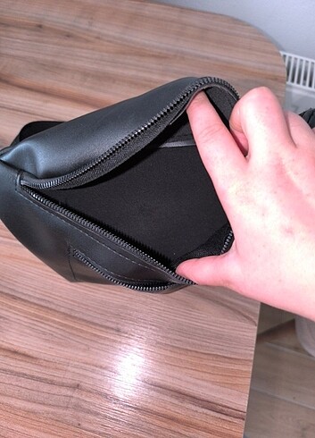 Siyah yumuşak deri çapraz çanta - Görsel 5
