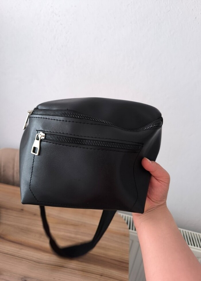 Siyah yumuşak deri çapraz çanta - Görsel 2