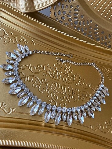Mekik Taşlı Choker Kolye