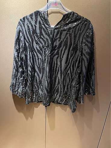 s Beden Zara pullu sifon bluz